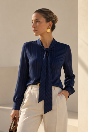 Blusa Navy Statement